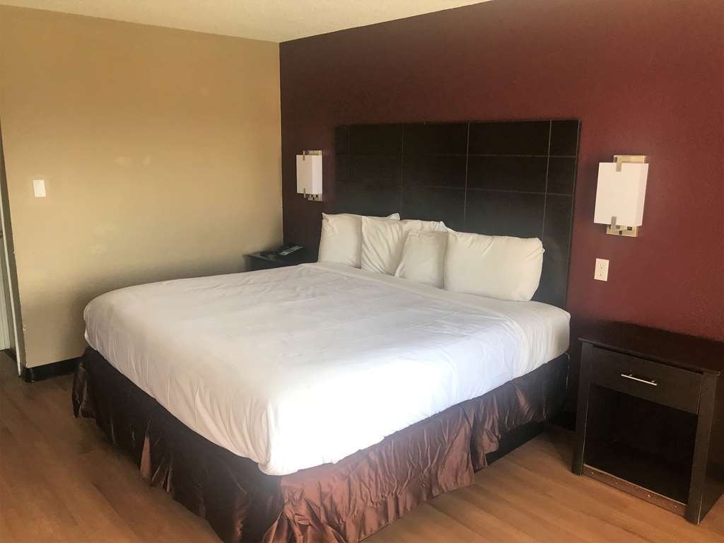 Oyo Hotel Tyler Northwest Mineola Hwy Room photo
