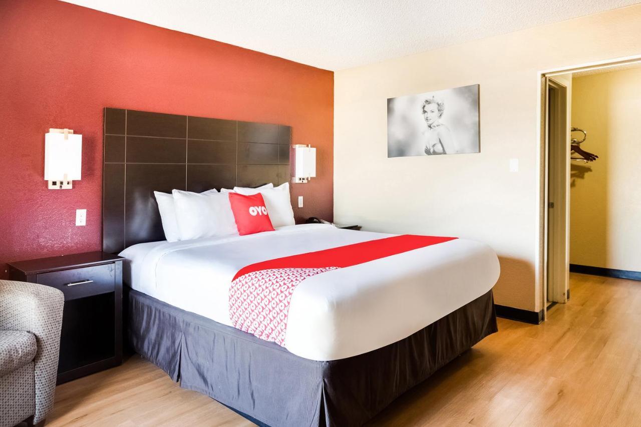 Oyo Hotel Tyler Northwest Mineola Hwy Exterior photo