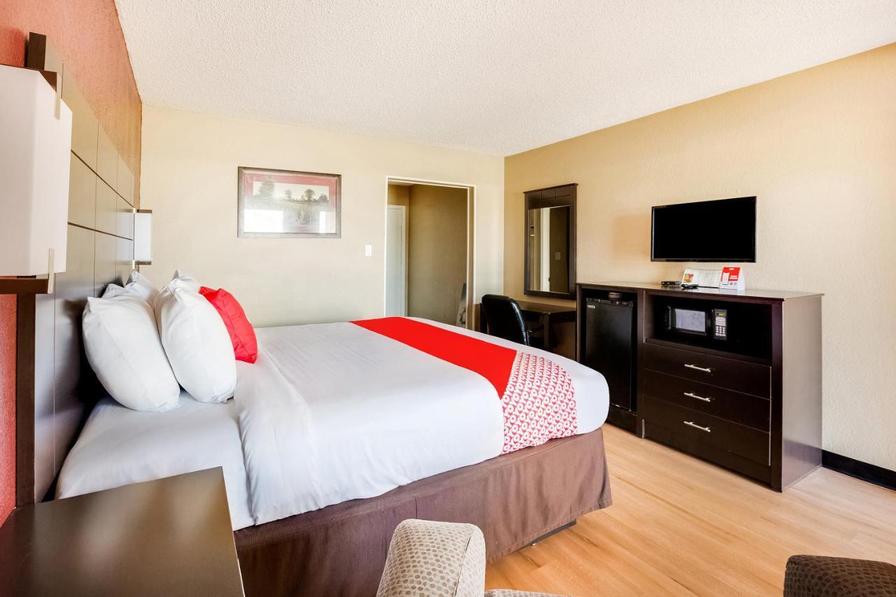 Oyo Hotel Tyler Northwest Mineola Hwy Exterior photo